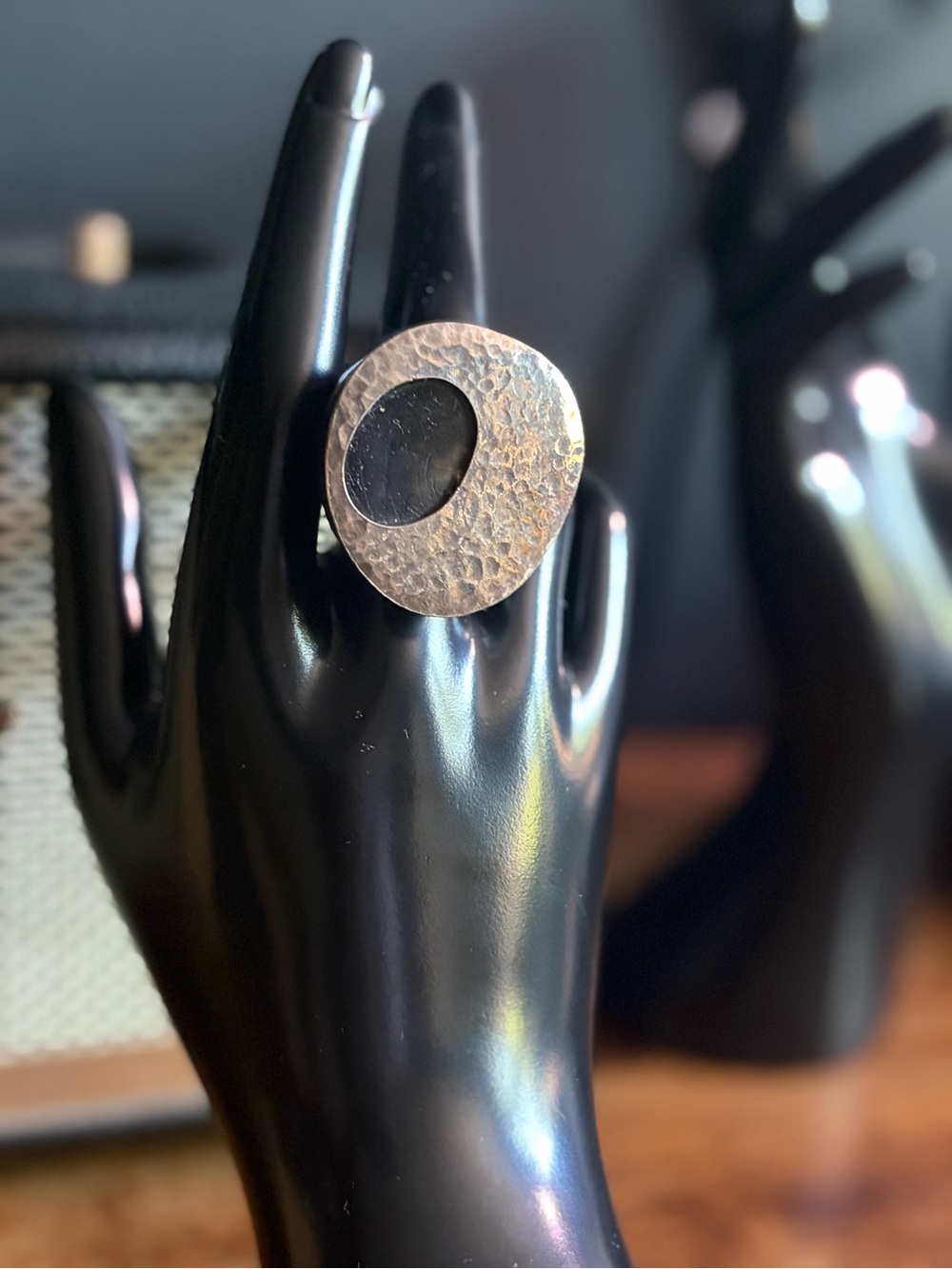 Hammered Silver-Tone Oval Statement Ring - Black Center 9.5